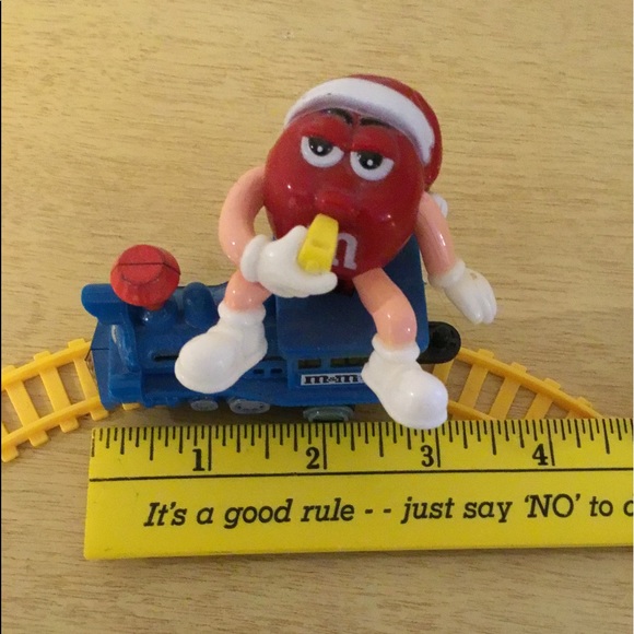 Miniature M&M Xmas Train - Picture 6 of 11